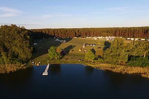 ... Blick vom See aus auf die Badestelle